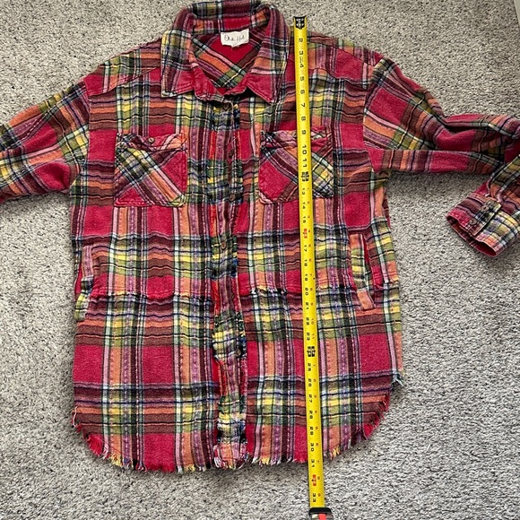 New Oli & Hali Plaid Button-Up Shirt with Multicolor Accents - Picture 5 of 9
